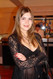 <p><span style="font-size: small;">   </span></p>